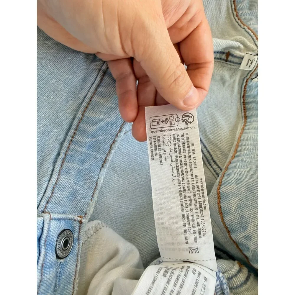 Abercrombie & Fitch Curve Love 